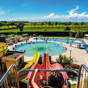 Victoria Mobilehome In Centro Vacanze San Francesco Campingplatz